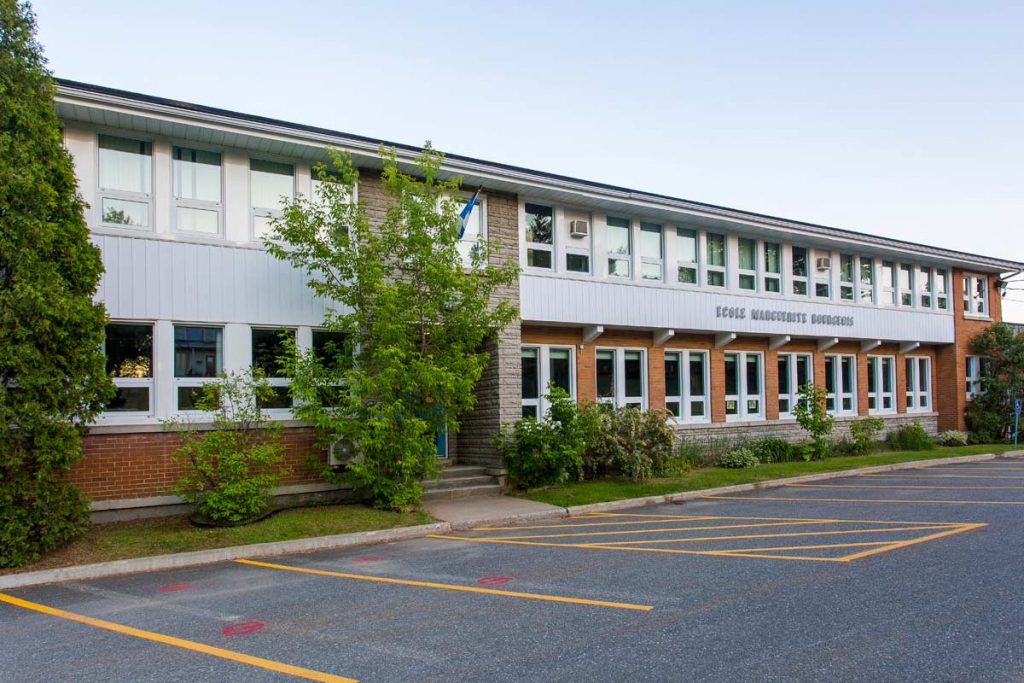 École Marguerite-Bourgeois - Centre de services scolaire du Chemin-du-Roy